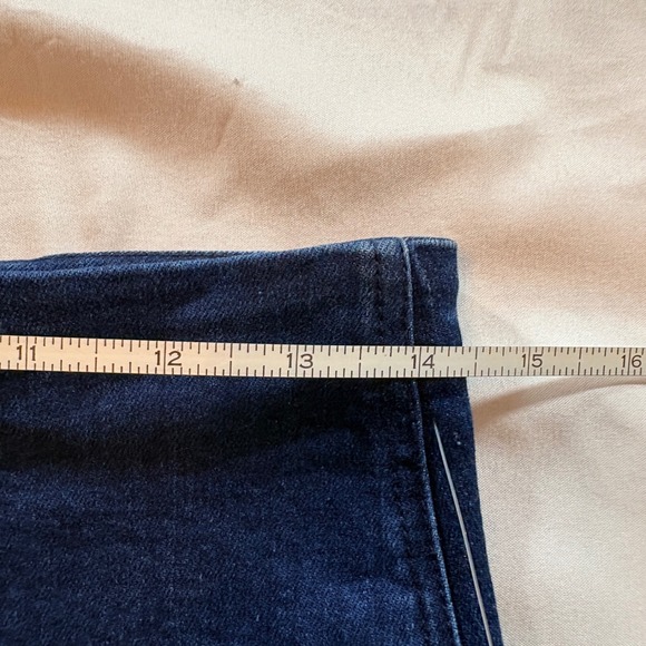 Altar'd State Dark Wash Denim Mini Skirt High Waisted Curved Hem Blue Size M New - Picture 6 of 8